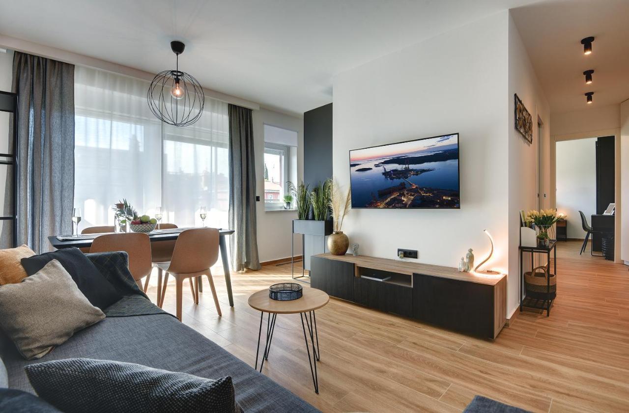 Giardini Penthouse Apartment Pula Extérieur photo